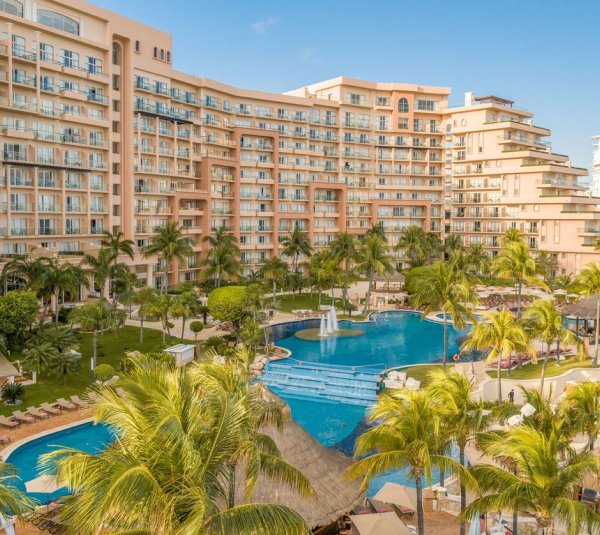 Grand Fiesta Americana Coral Beach Hero