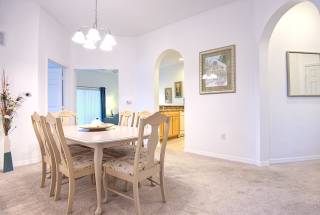 2 Bedroom Aruba Villa Dining Area