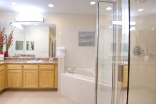 3 Bedroom Curacao Bathroom