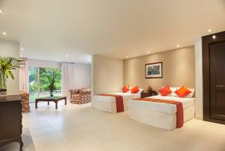 Superior Garden Cottage