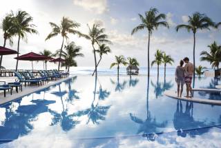 TFB Infinity Pool Couple C