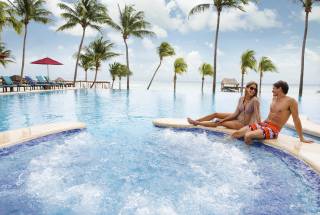 TFB Infinity Pool Couple Hot Tub A