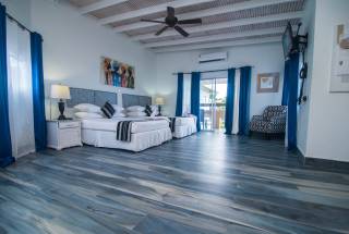 Deluxe Suite Pool View - 2 beds