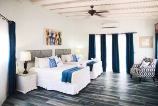 Deluxe Suite Pool View