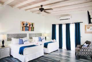 Deluxe Suite Pool View - 2 beds