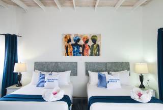 Deluxe Suite Pool View - 2 beds