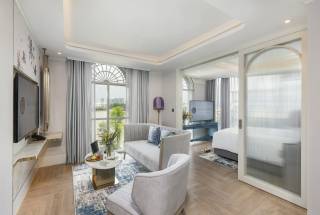 One Bedroom Riverview Suite 1