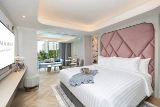 One Bedroom Riverview 1